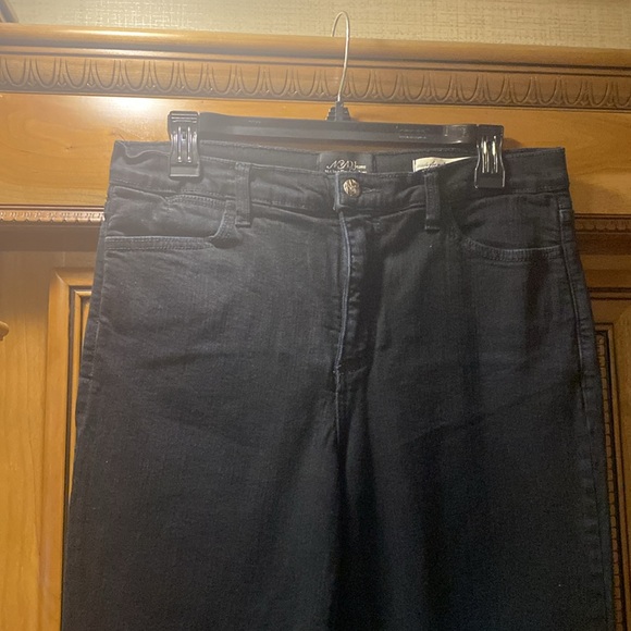 NYDJ ‘Made for Women with Real Curves’ Black Bootcut Denim Jeans Size 10 - Picture 7 of 13